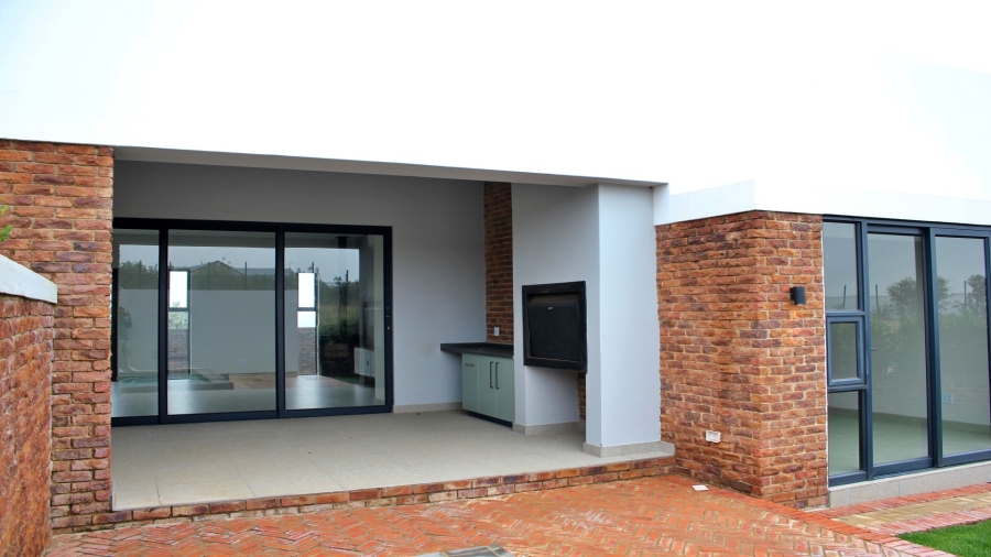 3 Bedroom Property for Sale in Helderzicht Eco Estate North West